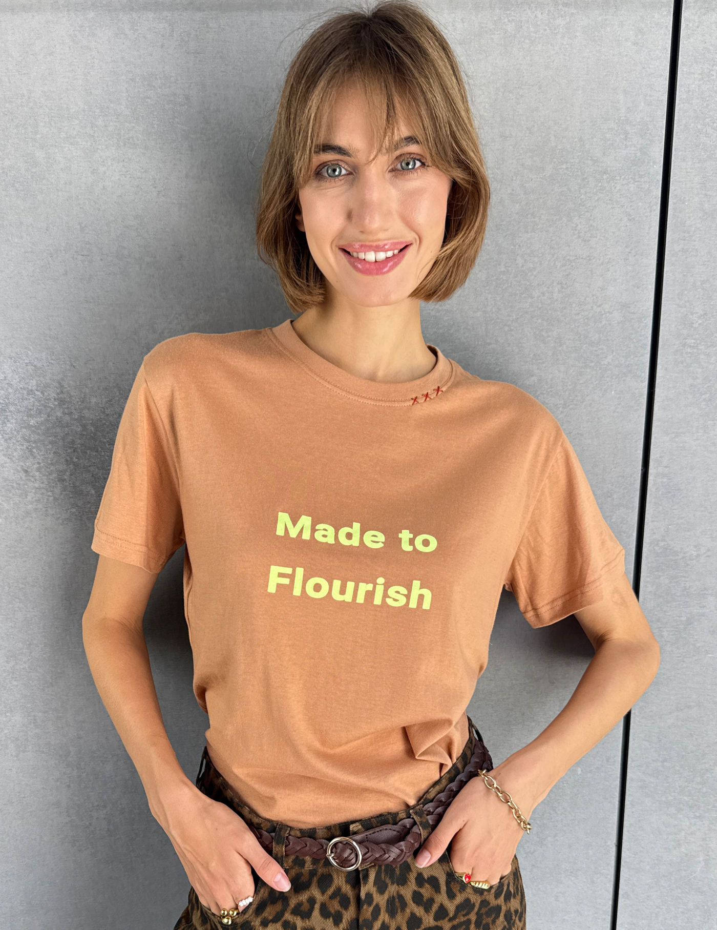 טי שרט FLOURISH – תמונה 2